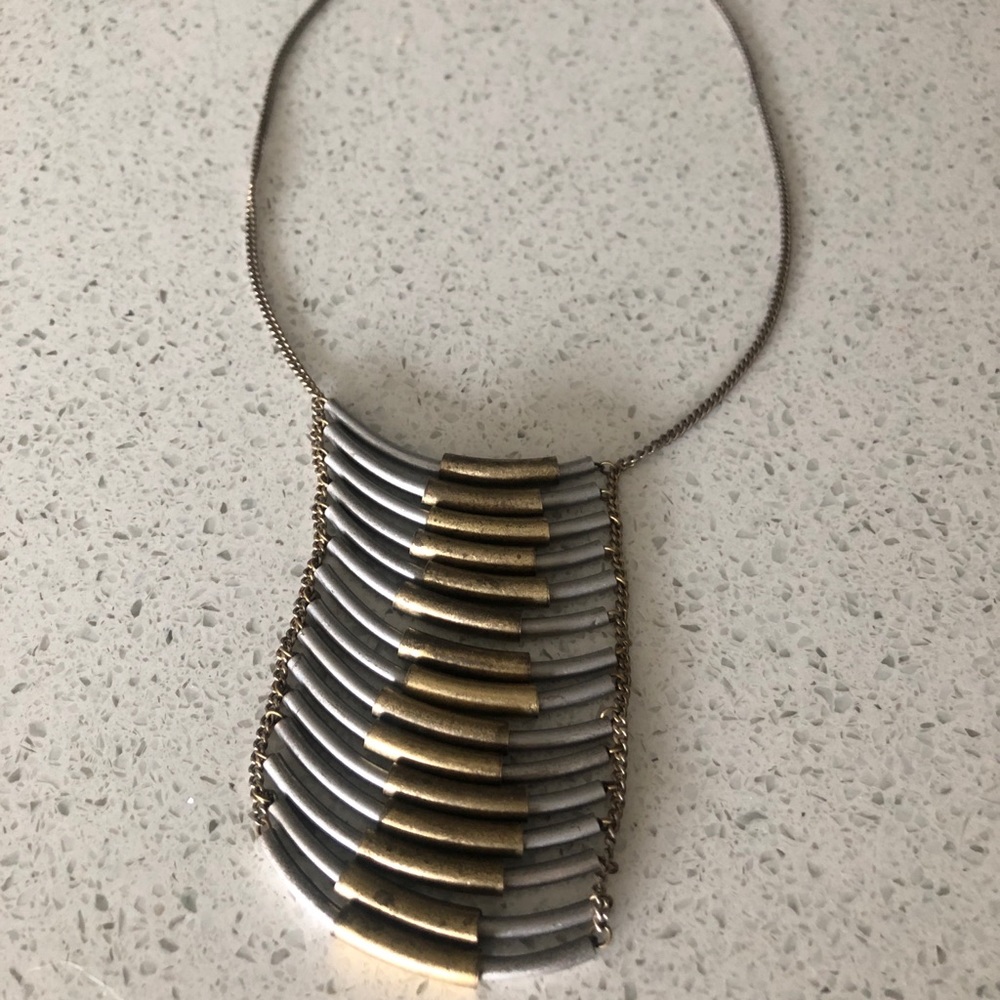 Statement necklace